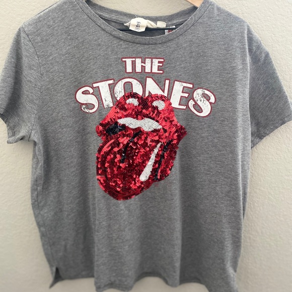 H&M Tops - H&M Rolling Stones Sequin Graphic Band Tee